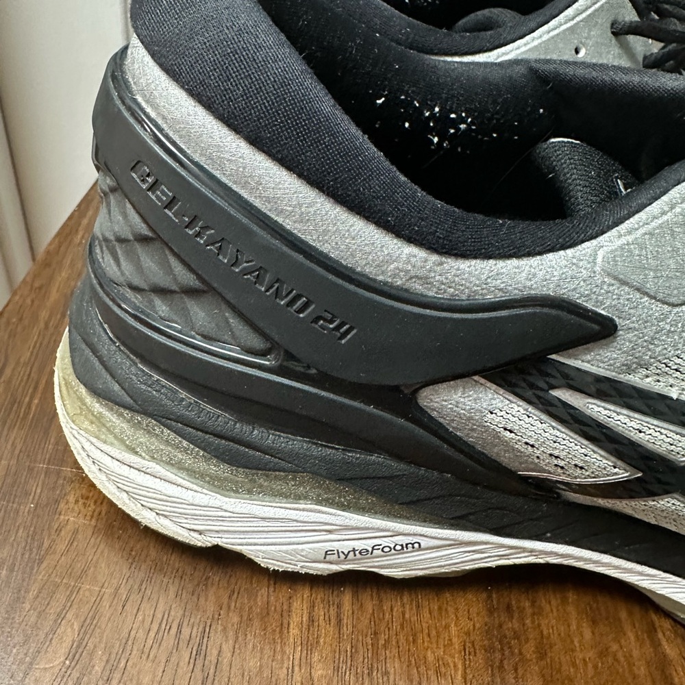 Asics Dynamic Duomax gel Kayano 24 Black and Gray Athletic Sneakers Size 13 - Picture 3 of 11